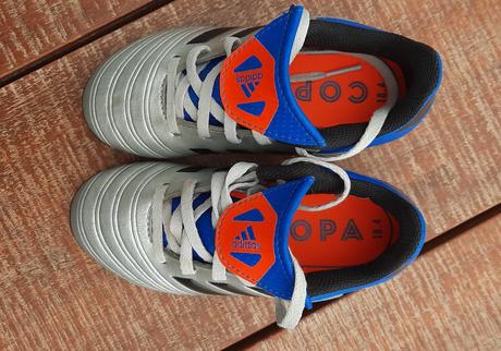 Kopačky, adidas,28