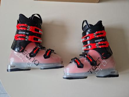 Juniorské lyžiarky 230, 36