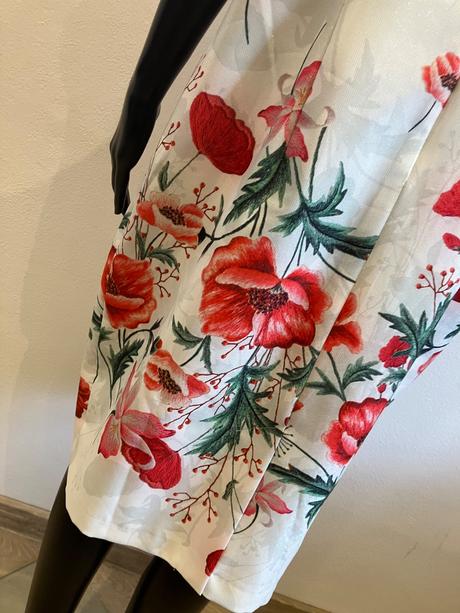 Dámske elegantné šaty kvetované (xxxl), xxxl