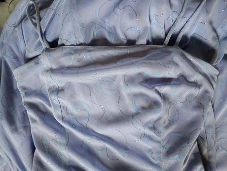 Spoločenské šaty, m