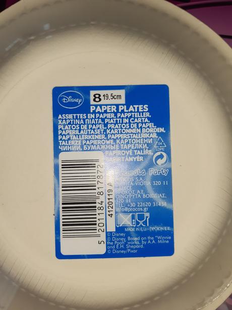 Predam party obrus a tanieriky, 