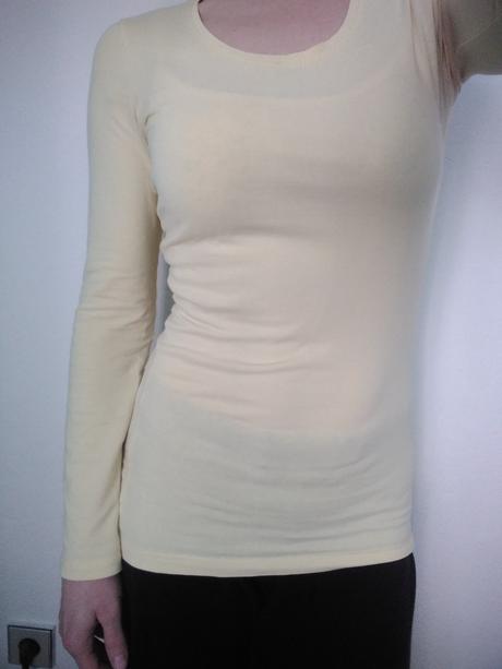 Svetložlté tričko/pulovrik, xs