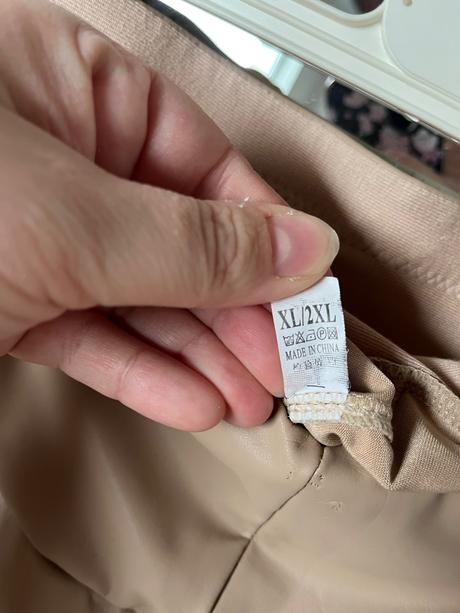 Hnedé koženkové nohavice, l