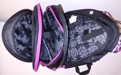 Pekný školský batoh + vrecúška, 