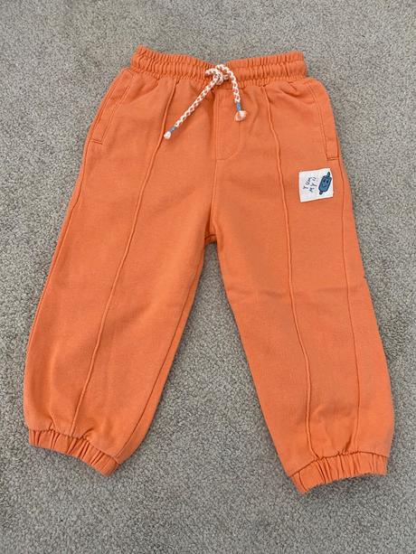 Teplaky, reserved,98