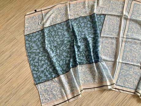 Krásny tensi jarný jesenný sal, 