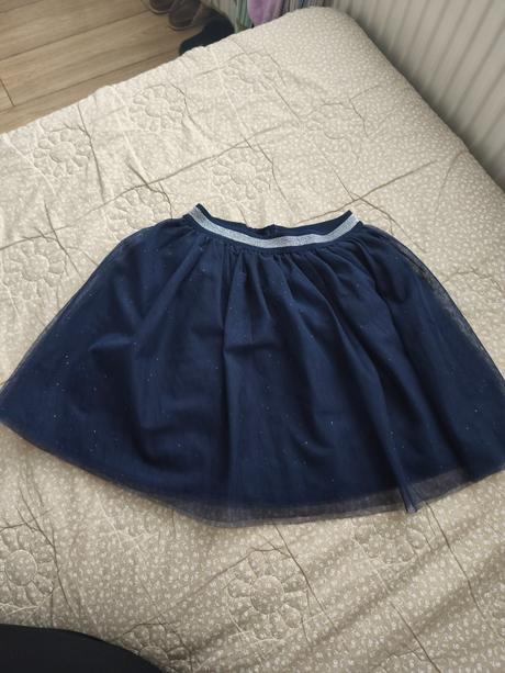 Dievčenská sukňa, 134