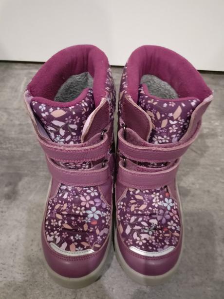 Dievčenské snehule, protetika,35