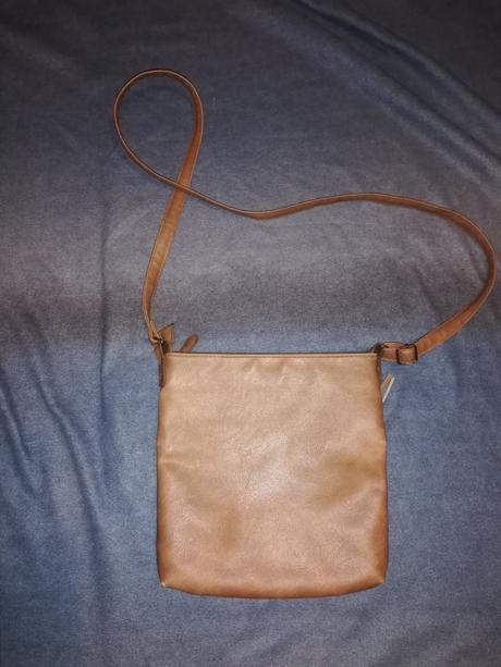Kabelka crossbody, 