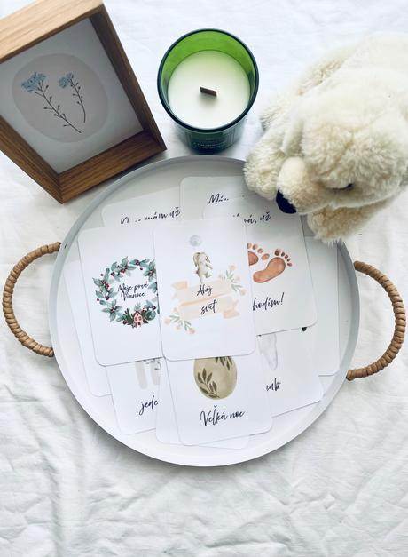 Krásne unisex minimalistické míľnikové kartičky,