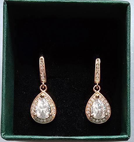 Strieborné náušnice, 