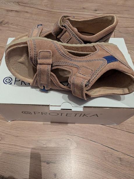 Sandale, protetika,32
