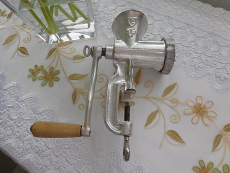 Mlynček na maso-made in čechoslovákia---5, 