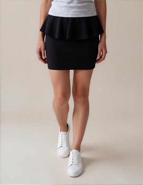Elegantná čierna peplum sukňa puzdrový stri, bershka,s