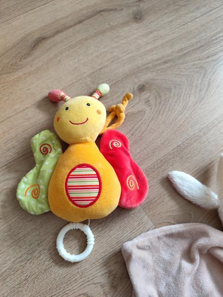 Hračky pre bábätko dievčatko, 