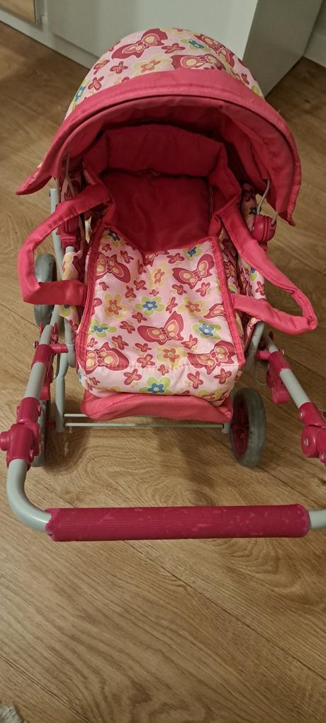 Kočár pre bábiky, 