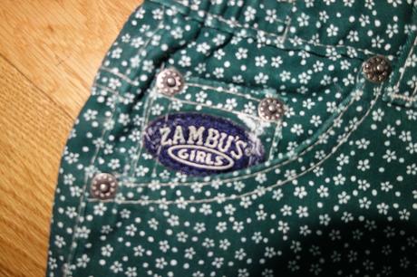 Kvietkované kraťasy 6r, 116