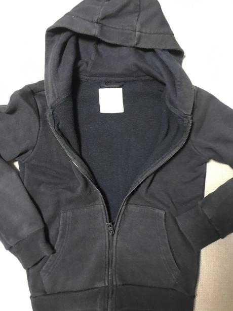 Tmavomodra mikina s kapucňou, h&m,122