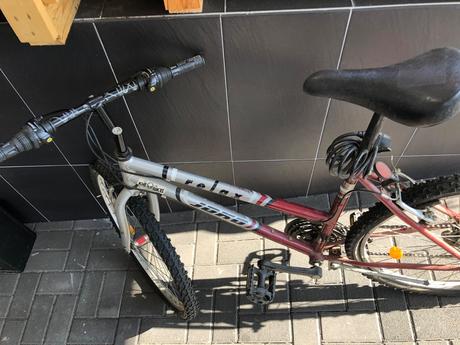 Dámsky horský bicykel, 20