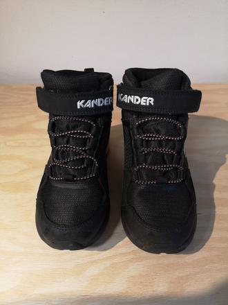 Nepremokavé topánky, 28