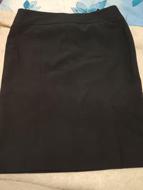 Sukňa uz aj s poštou, f&f,42