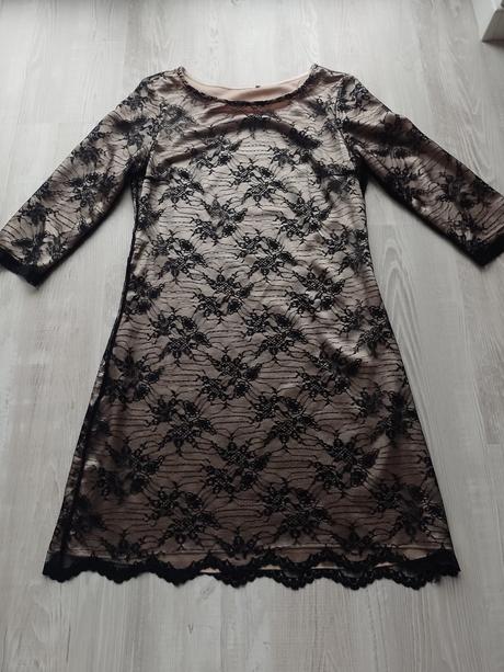 Čierne spoločenské šaty, s