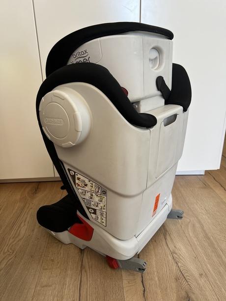Autosedačka isofix britax römer 15-36 kg, römer