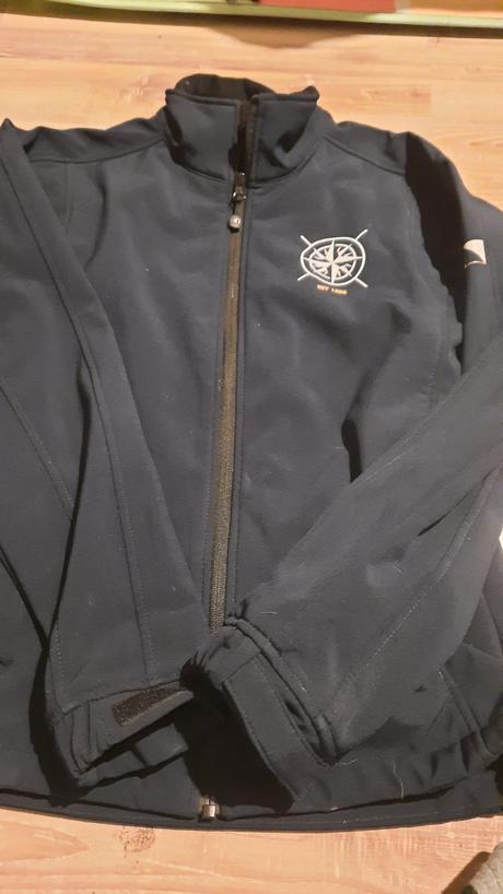 Softshellova bunda, m