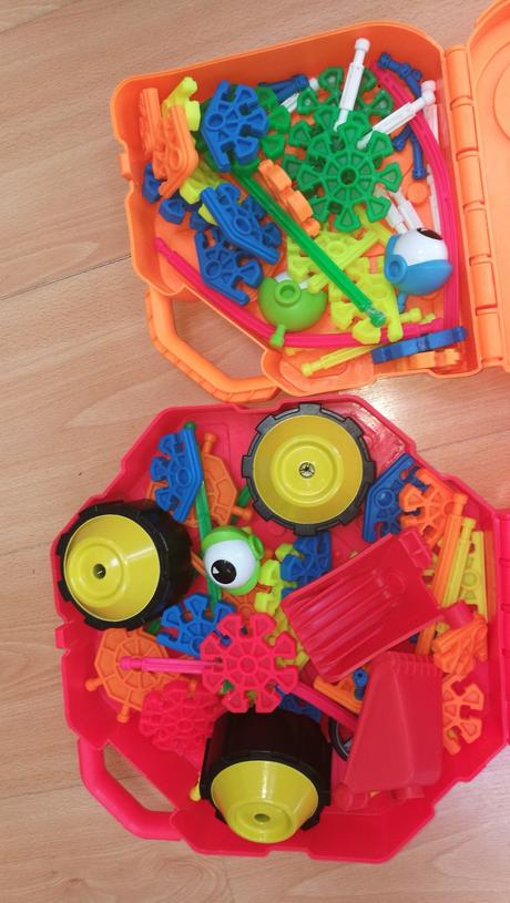 2 kufriky maxi k'nex, 