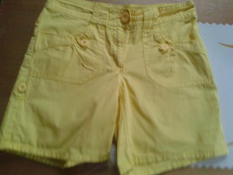 Žlté šortky, h&m,38