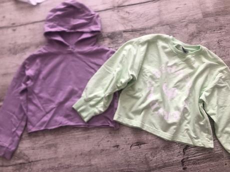 2x mikina 134, sinsay,134