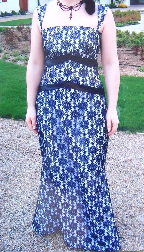 Exluzívne luxusné čipkované šaty, 40