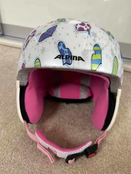 Lyžiarska prilba  veľ. 54-58, alpina sports