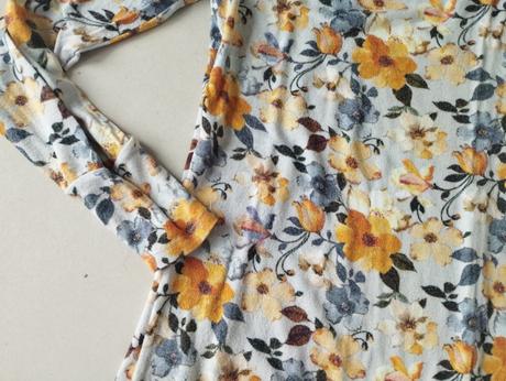 Kvietkovaný pulóver, orsay,s