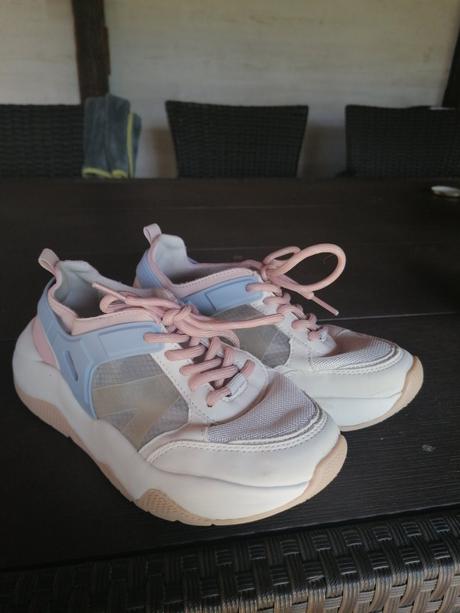 Tenisky, reserved,34