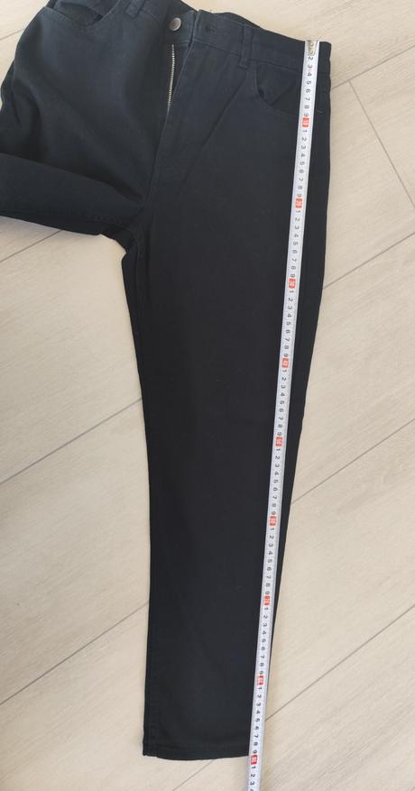 Predám chlapčenské rifle, h&m,152