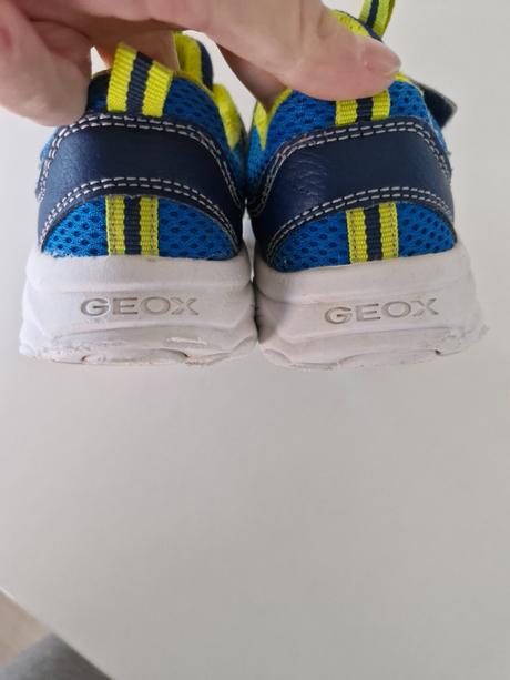 Blikajúce tenisky, geox,28