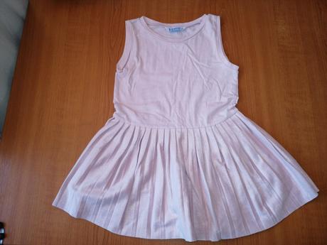 Predám pekné pudrove šaty, mayoral,98