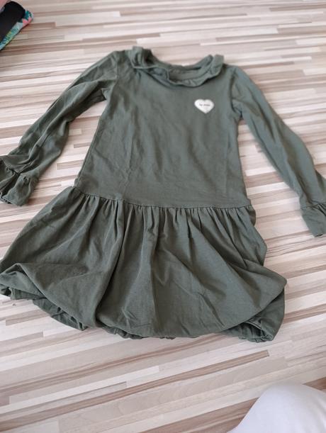 Balík oblečenia veľkosť 128, 122–134