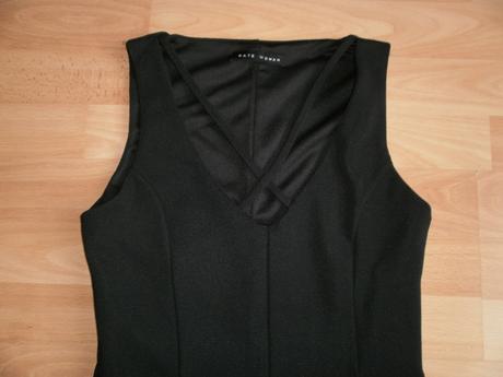 1x oblečené šaty (hore podšité), gate,xs