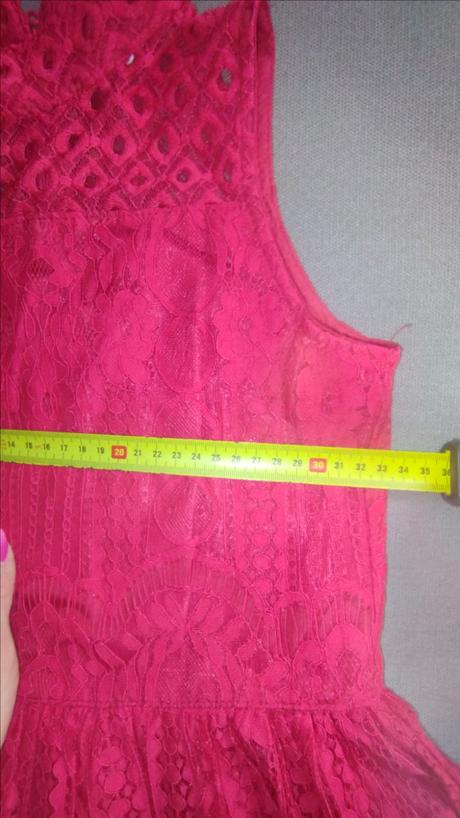 Spoločenské šaty, 146