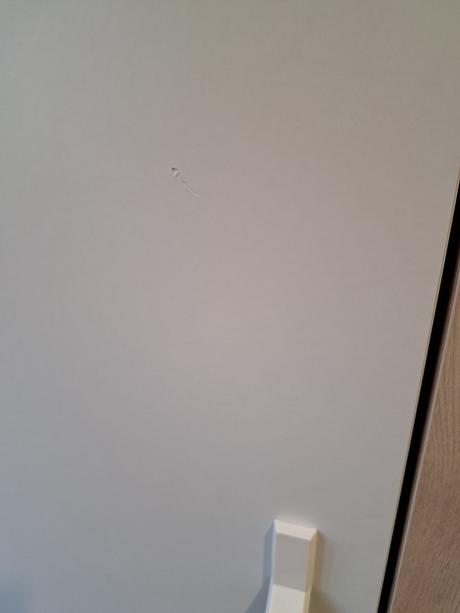 Rohová šatníková skriňa ako nová, 