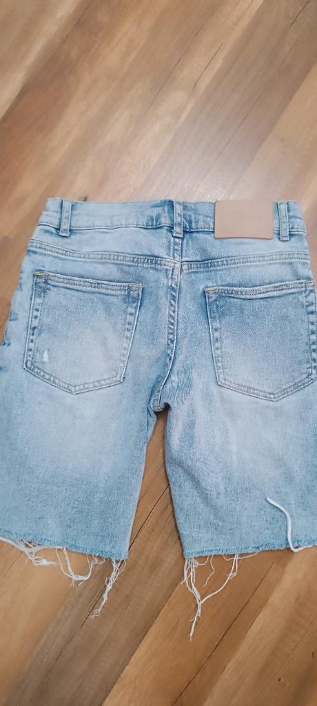 Šortky, zara,140