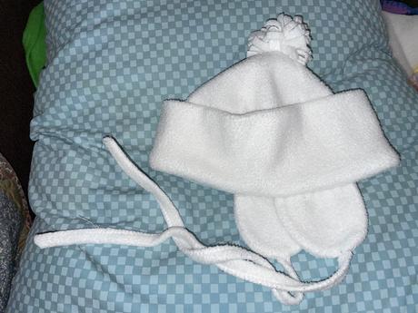 Flisová čiapočka s víšivkou, podšitá, hrubá 3-6 m, 68