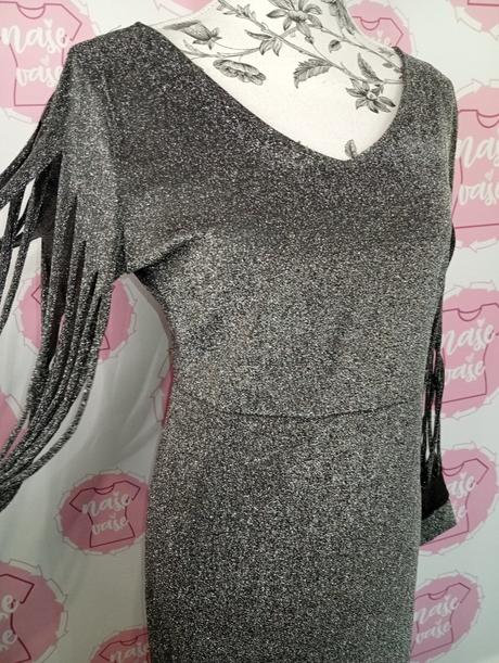 Trblietavé lesklé zaujímavé šaty, m