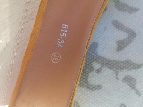 Semišové lodičky, 39