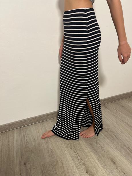 Priliehavá bavlnená sukňa, s