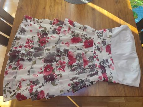 Kvetinové šaty, orsay,38