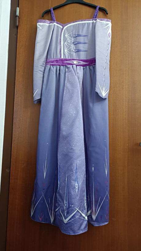 Frozen kostým, 