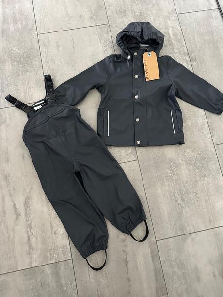 Súprava do dažďa en fant, 86